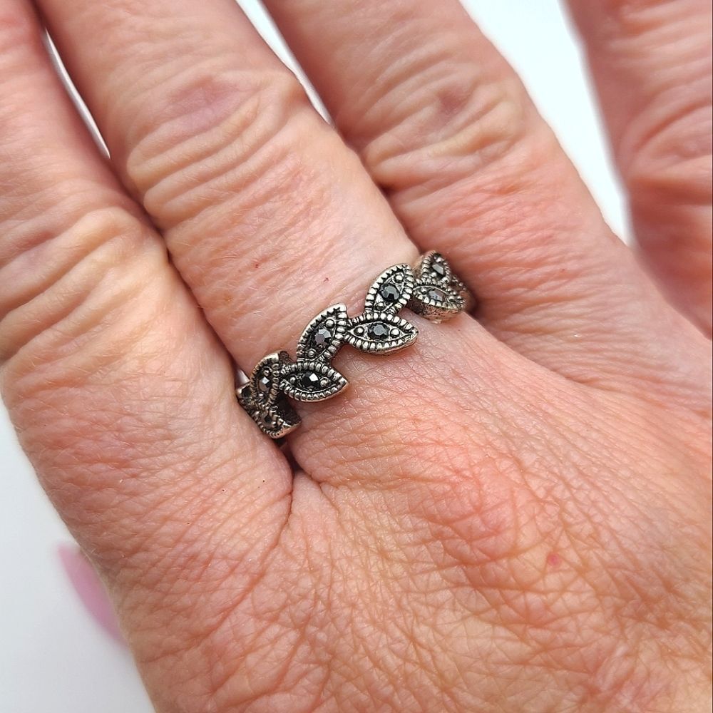 Marcasite Silver Toned Ring Size 9